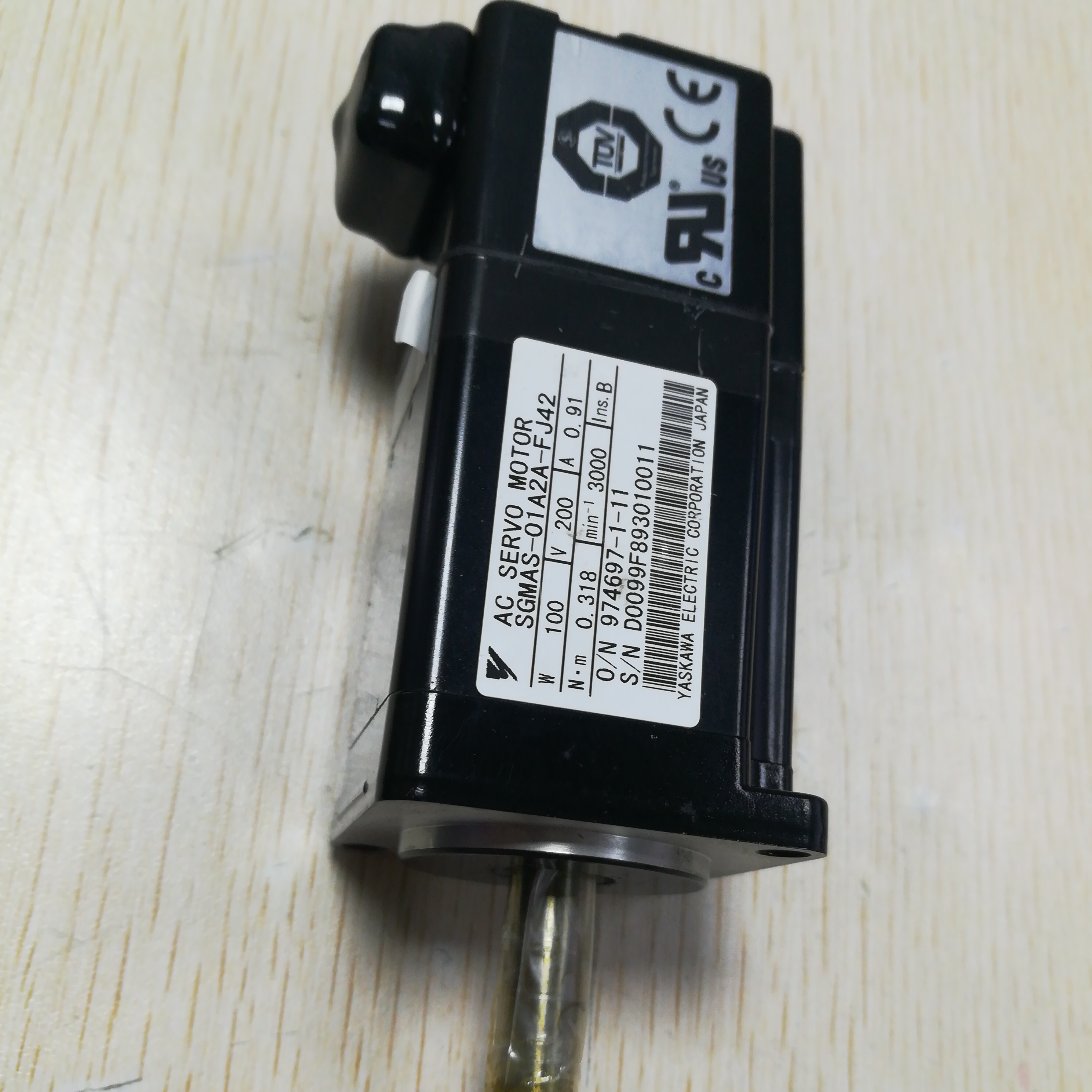 Novo SMT Fuji SAM684 SERVO MOTOR SGMAS-01A2A-FJ42 original