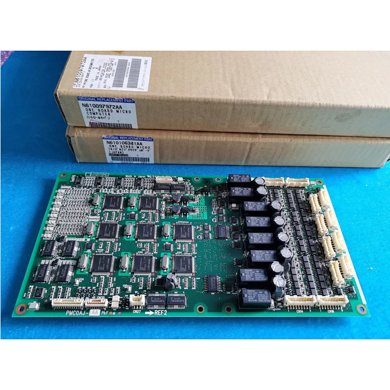 N610097972AA, N610106341AA UMA PLACA MICROCOMPUTADOR 16 Placa de Controle do Eixo Z da Cabeça de Bico