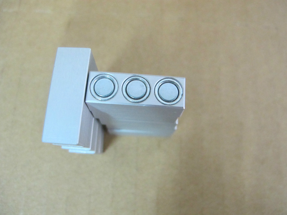 NEW PRODUCT SMT SLIDE GUIDE FUJI ORIGINAL NEW ABHTB1031=2MDLTC051700 2.JPG