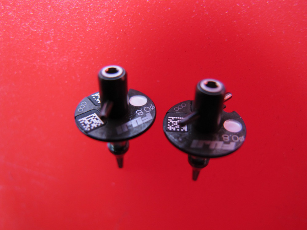ORGINAL NEW SMT 0.8mm NOZZLES H08 H12 V12 FOR FUJI NXT.jpg