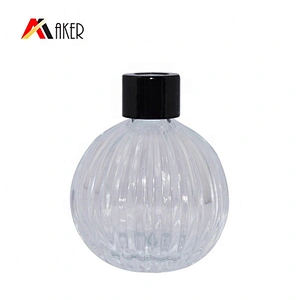 High Quality 55ml 2 oz Decorative Luxury Reed Diffuser Round Glass Bottle With Silver Cap
