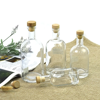Custom Empty Transparent 200ml 300ml 500ml 700ml Glass Liquor Whisky Vodka Wine Bottle with Cork