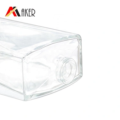 Hot sale luxury 50ml square empty crystal clear  perfume glass bottle