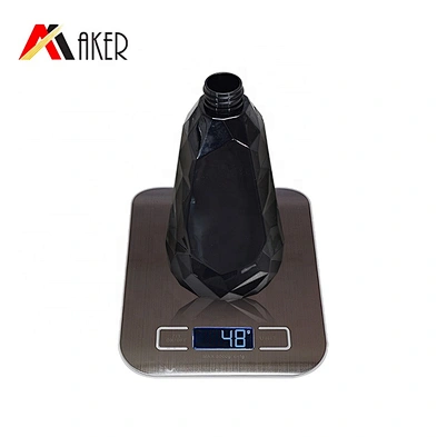 Special shape black luxury 500ml plastic pet shampoo bottle with black lotion pump