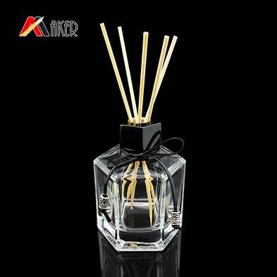 Factory 120ml hexagon clear glass aroma bottle diffuser bottle with black screw cap and plastic inner plug