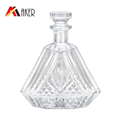Custom new 600ml clear empty XO brandy glass wine bottle packaging with round glass top rubber stopper