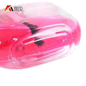 Unique shape empty 15ml clear cosmetic glass nail polish bottle with black screw cap and brush