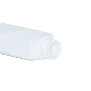 150ml empty milk white plastic pet shampoo body lotion packaging bottle with black 24/410 lotion pump