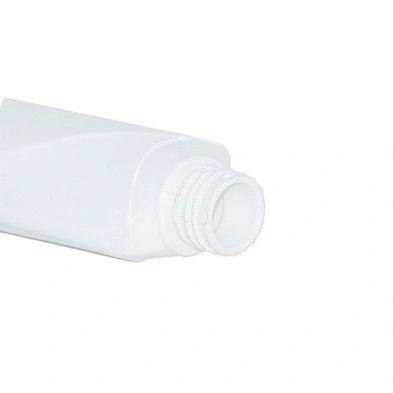 150ml empty milk white plastic pet shampoo body lotion packaging bottle with black 24/410 lotion pump
