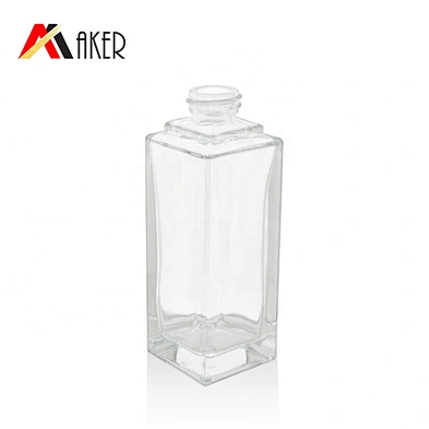 Newest design empty clear square shape 40ml luxury lotion glass bottle with pump