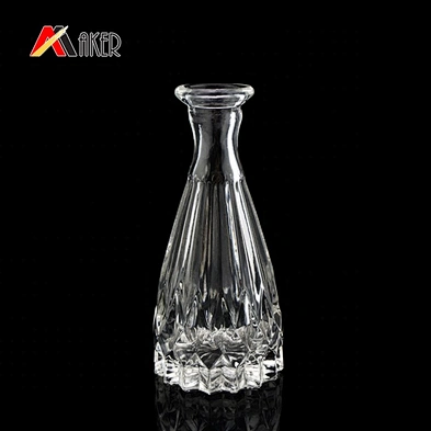 Wholesale empty 50ml engraving fragrance cosmetic aroma reed diffuser glass bottle