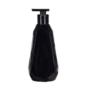 Special shape black luxury 500ml plastic pet shampoo bottle with black lotion pump