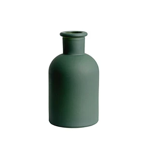 Room decorative 100ml green color froseted glass diffuser bottle with sticker rattan reed