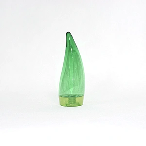 Peculiar green horn PET plastic squeeze bottle set with flip top cap