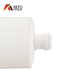 Unique oval white 130ml empty PE plastic cosmetic sunscreen lotion bottle with flip top cap and inner plug