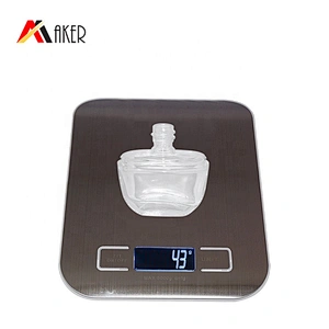 Unique shape empty 15ml clear cosmetic glass nail polish bottle with black screw cap and brush