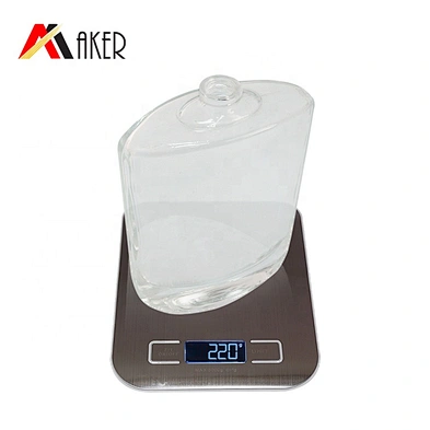 Flat square 100ml clear empty crystal perfume glass bottle packaging with gold aluminum mist sprayer and acrylic cap