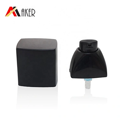 Factory supply 30ml empty square cosmetic glass lotion bottle glass foundation bottle with cream pump and screw lid