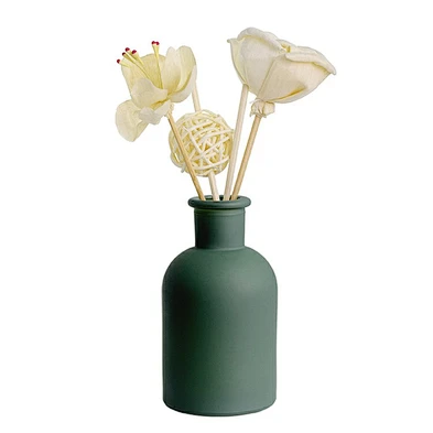 Room decorative 100ml green color froseted glass diffuser bottle with sticker rattan reed