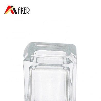 Factory supply 30ml empty square cosmetic glass lotion bottle glass foundation bottle with cream pump and screw lid