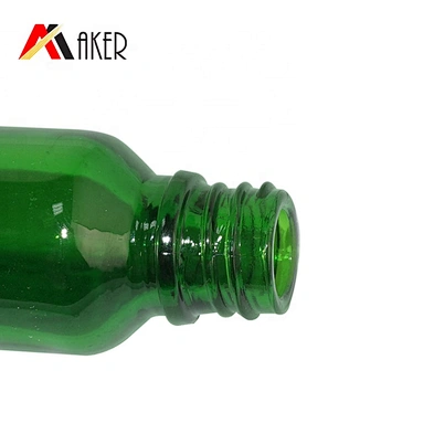 Factory wholesale Low MOQ 30ml empty round green cosmetic essential oil glass dropper bottle