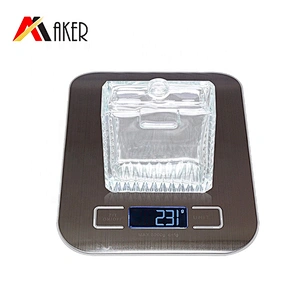 New design 100ml clear square crystal perfume glass bottle packaging with gold aluminum mist sprayer and acrylic cap