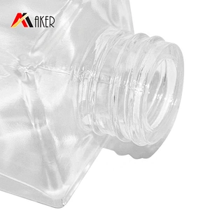 Empty wholesale luxury 100ml transparent square glass room perfume diffuser bottle with screw cap