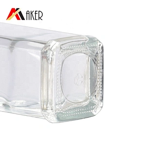 Empty round clear 750ml rum glass wine bottle with aluminum cap
