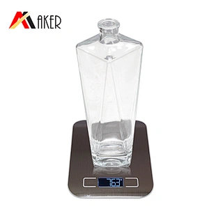 Wholesale clear square 750ml whisky empty glass wine bottles liquor bottle with silver aluminum covered rubber stopper