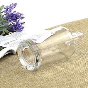 factory price 700ml clear glass vodka bottle liquor whisky packaging brandy wine glass liquor bottle
