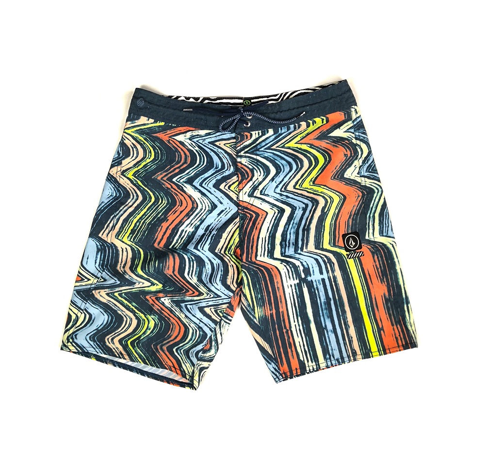 Fashionable beach short for men