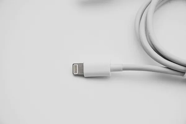 USB Cable, Lightning Cable
