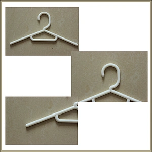 7003-23cm china supplier plant hanger plastic clothes hanger underwear hanger for coat