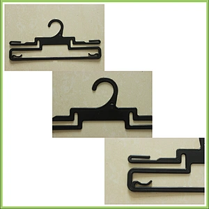 7017-24cm the hanger clothing brand hanger factory in china black plastic hanger