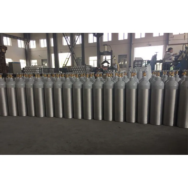 High Quality seamless aluminum 0.5l 0.37l 1l 2l 5kg 2kg aquarium co2 cylinder   air gun co2 for bb gun 13 kg 13.4kg