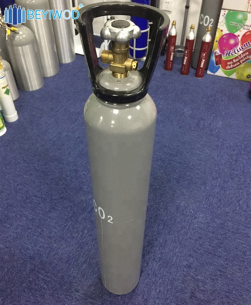 6.5kg 13kg 10L 20L seamless steel small co2 gas cylinder with trolley