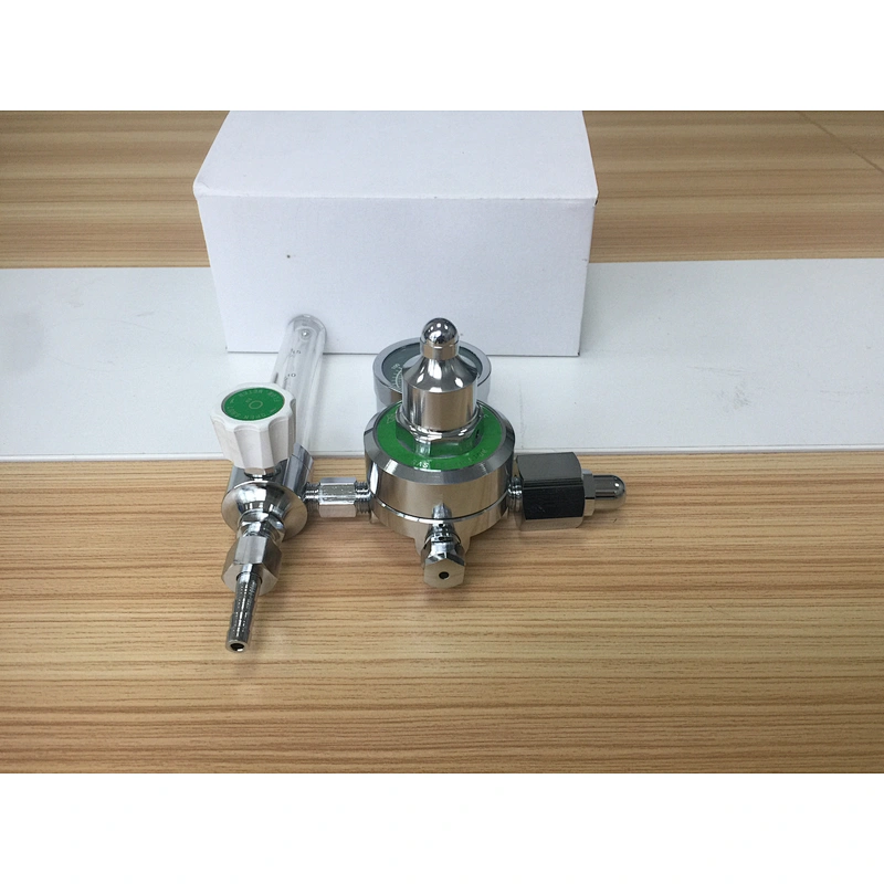 medical oxygen inhaler,oxygen regulator with humidifier for ambulance, gas regulator with flow meter