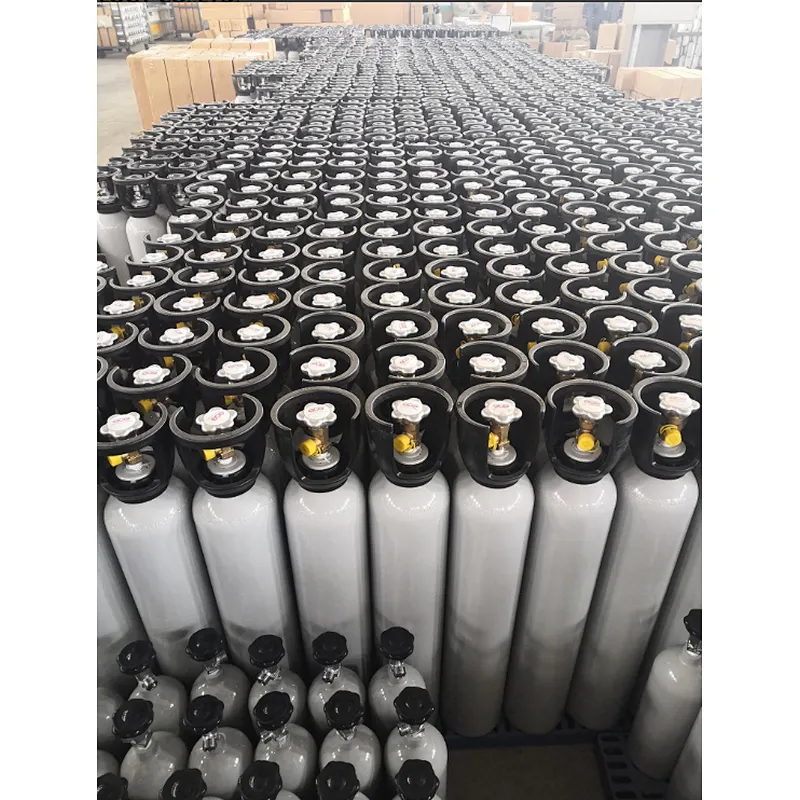 High Quality seamless aluminum 0.5l 0.37l 1l 2l 5kg 2kg aquarium co2 cylinder   air gun co2 for bb gun 13 kg 13.4kg