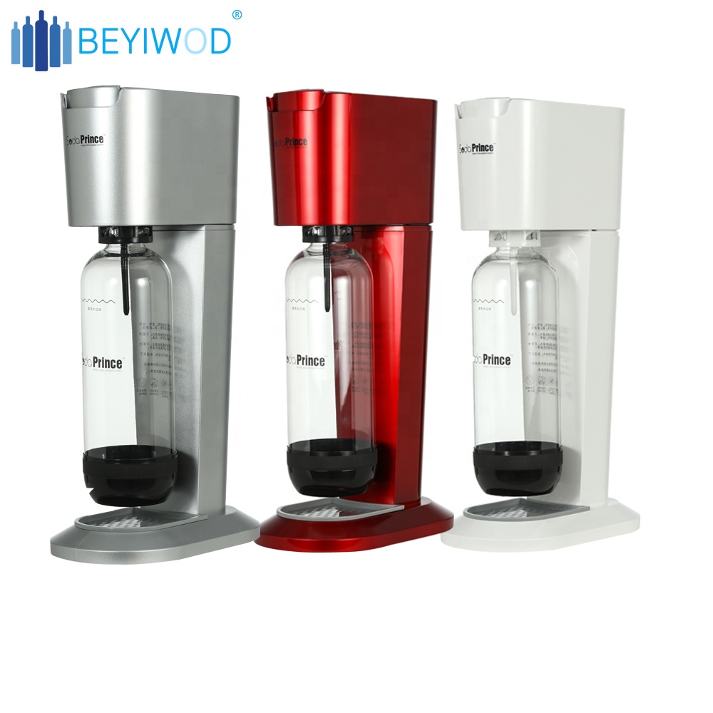 simple line design with safe soda maker for home use 0.6L Cylinder 420g CO2 PET bottle