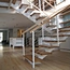 Factory customize solid wood staircase for reselling