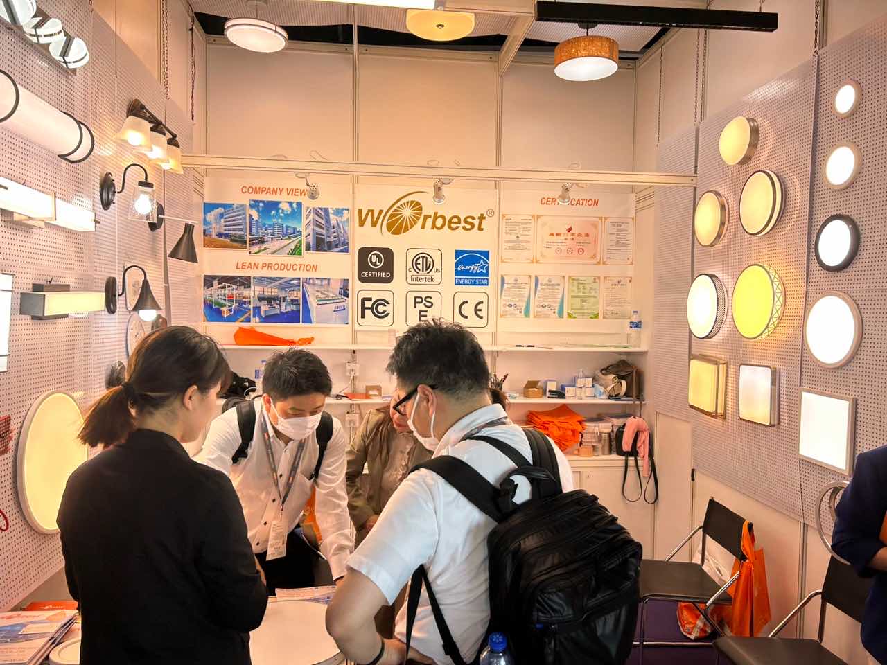 Surface Mount light