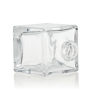 square glass bottles 30ml foundation glass bottle with black pump with cap for cosmetic packaging