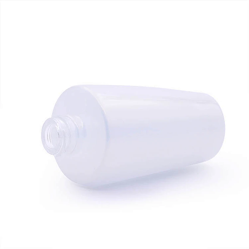 White porcelain Glass Lotion Bottle 45ml/120ml /150ml Custom Color Cosmetic Packaging Bottles Set Container Manufacturers