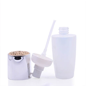 White porcelain Glass Lotion Bottle 45ml/120ml /150ml Custom Color Cosmetic Packaging Bottles Set Container Manufacturers