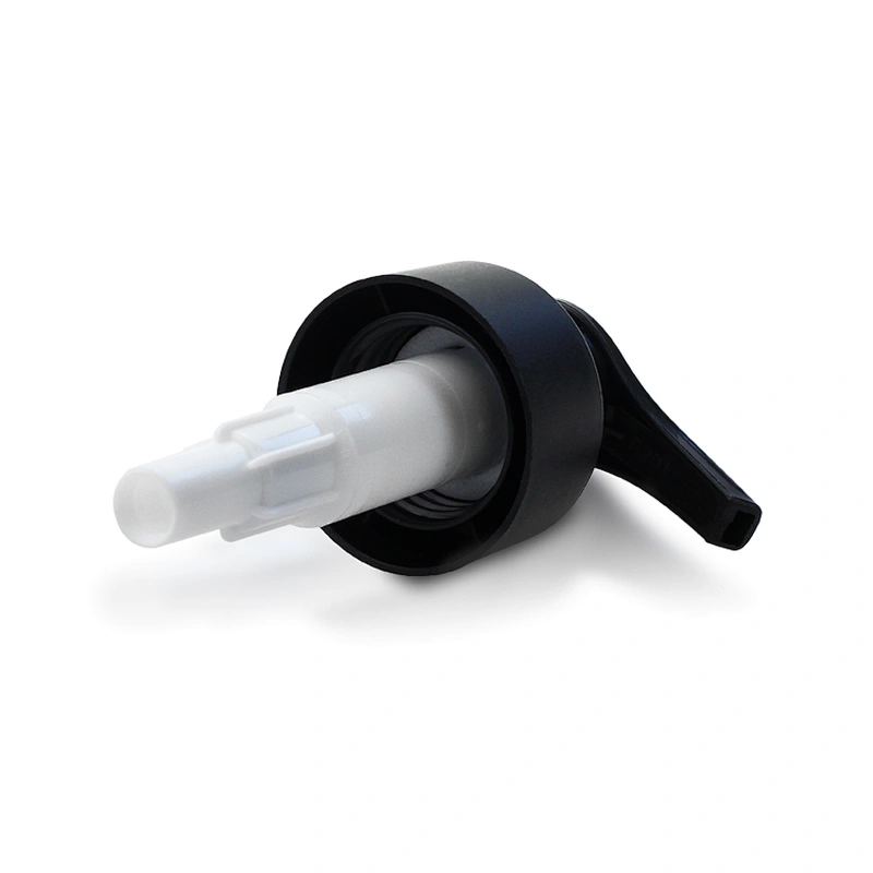 24/410 Custom-made alumina plastic material bottle usage comes with a lock lotion pump