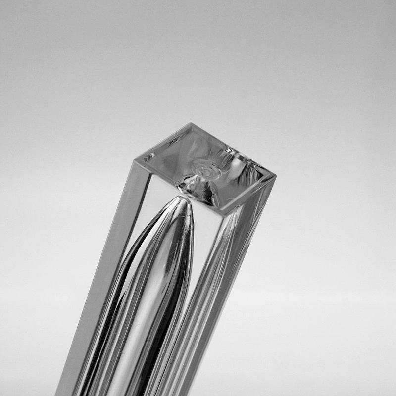 Luxury PETG Lip Gloss Tube Skincare Packaging Cosmetic Container with Wands