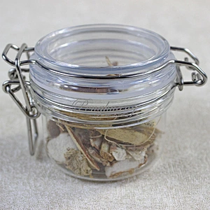 Spot airtight PET 120g  unbreakable smooth body pyramid clip top jar for body Scrub skin care cream/ canned food