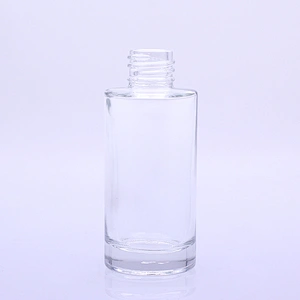 new design cosmetic packaging 30ml 1oz clear glass spray bottle lotion bottle foundation packaging gold pump