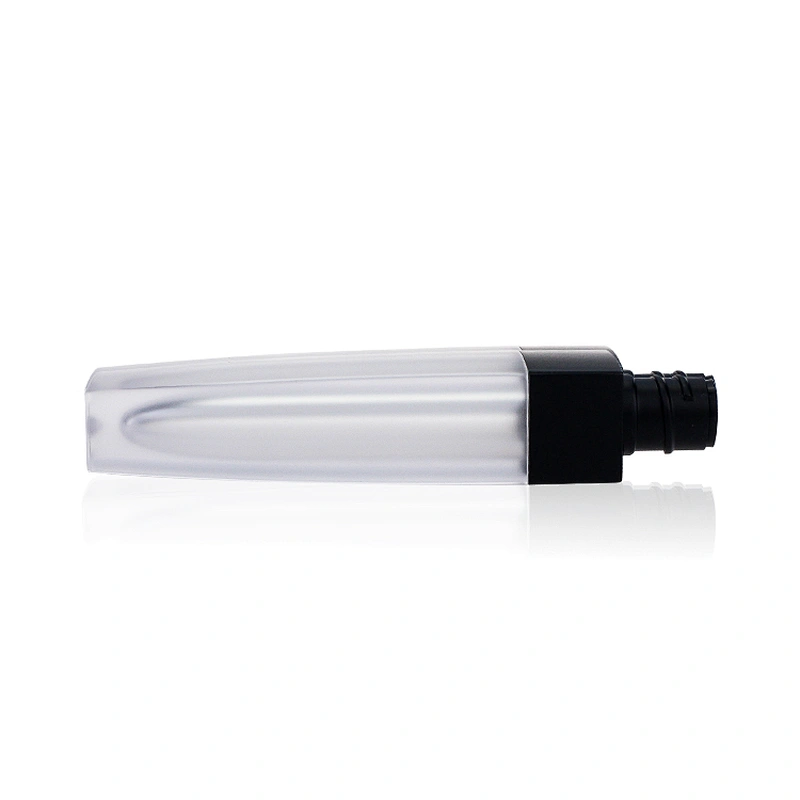 C084 Private Label Empty Plastic Cosmetic Packaging Plastic Lip Gloss Tube 6.1ml Containers with Wands