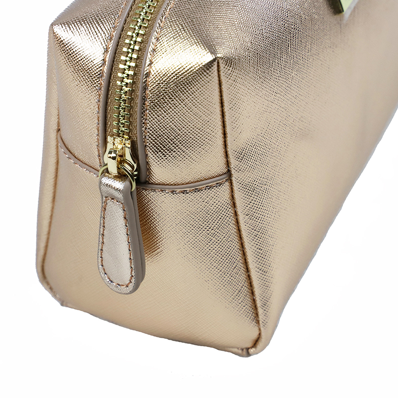 gold zipper